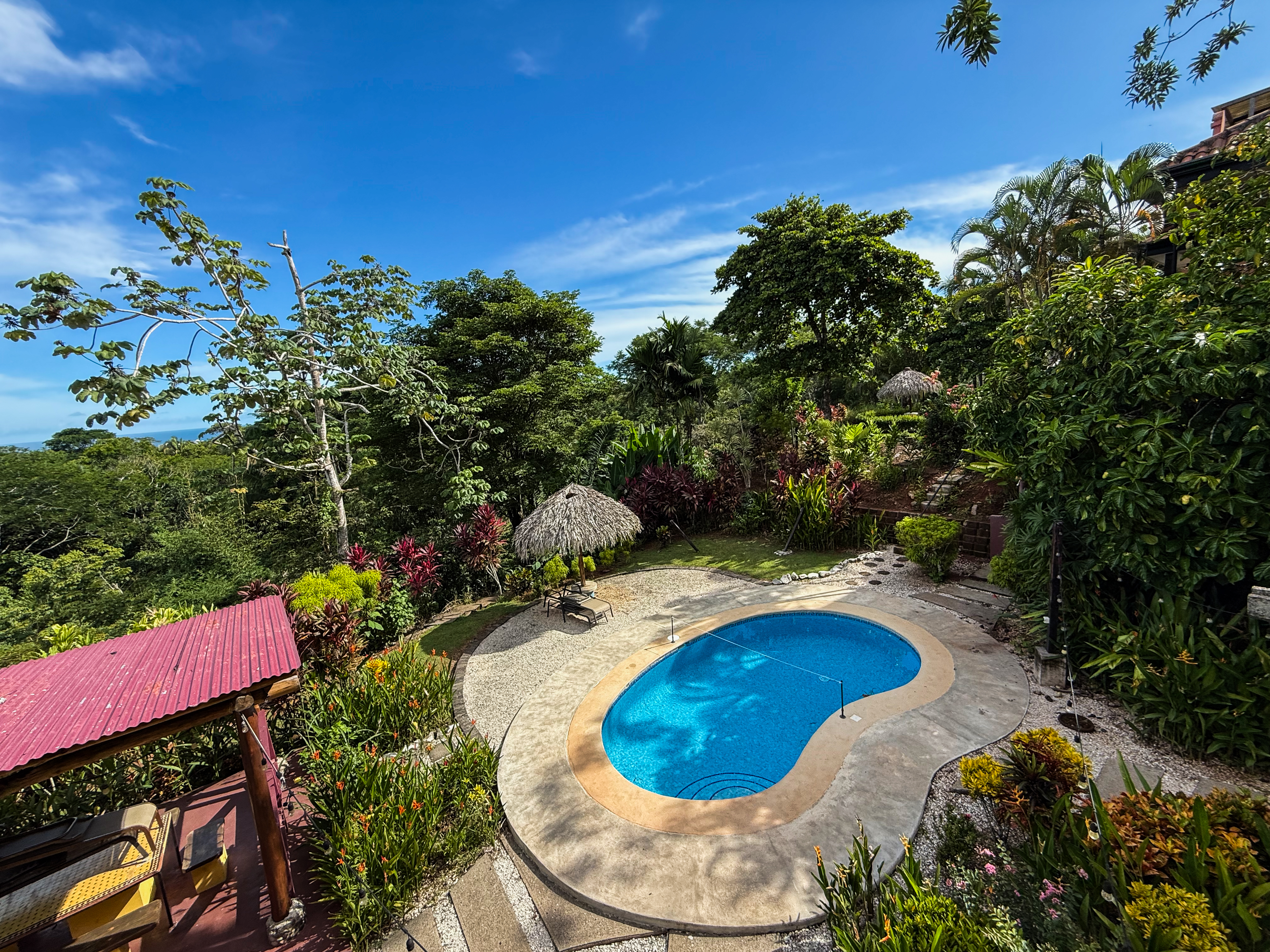 Del Pacifico Estate
