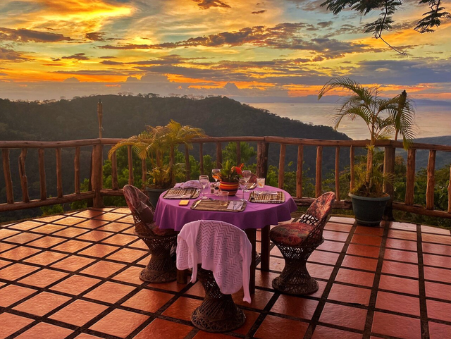 Adventure Dining