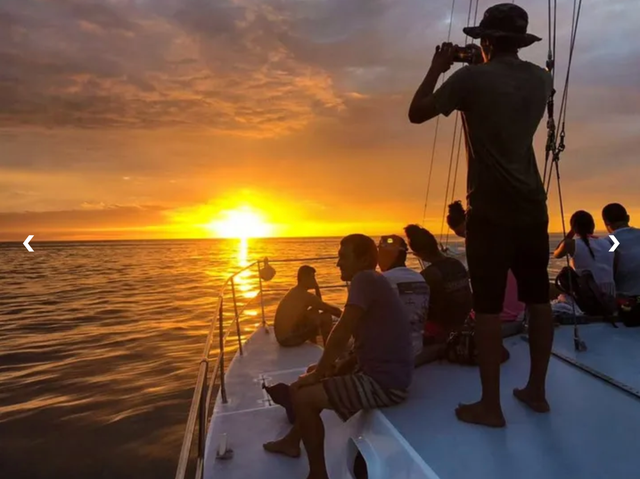 Jaco Sunset Cruise & Playa Fantasia