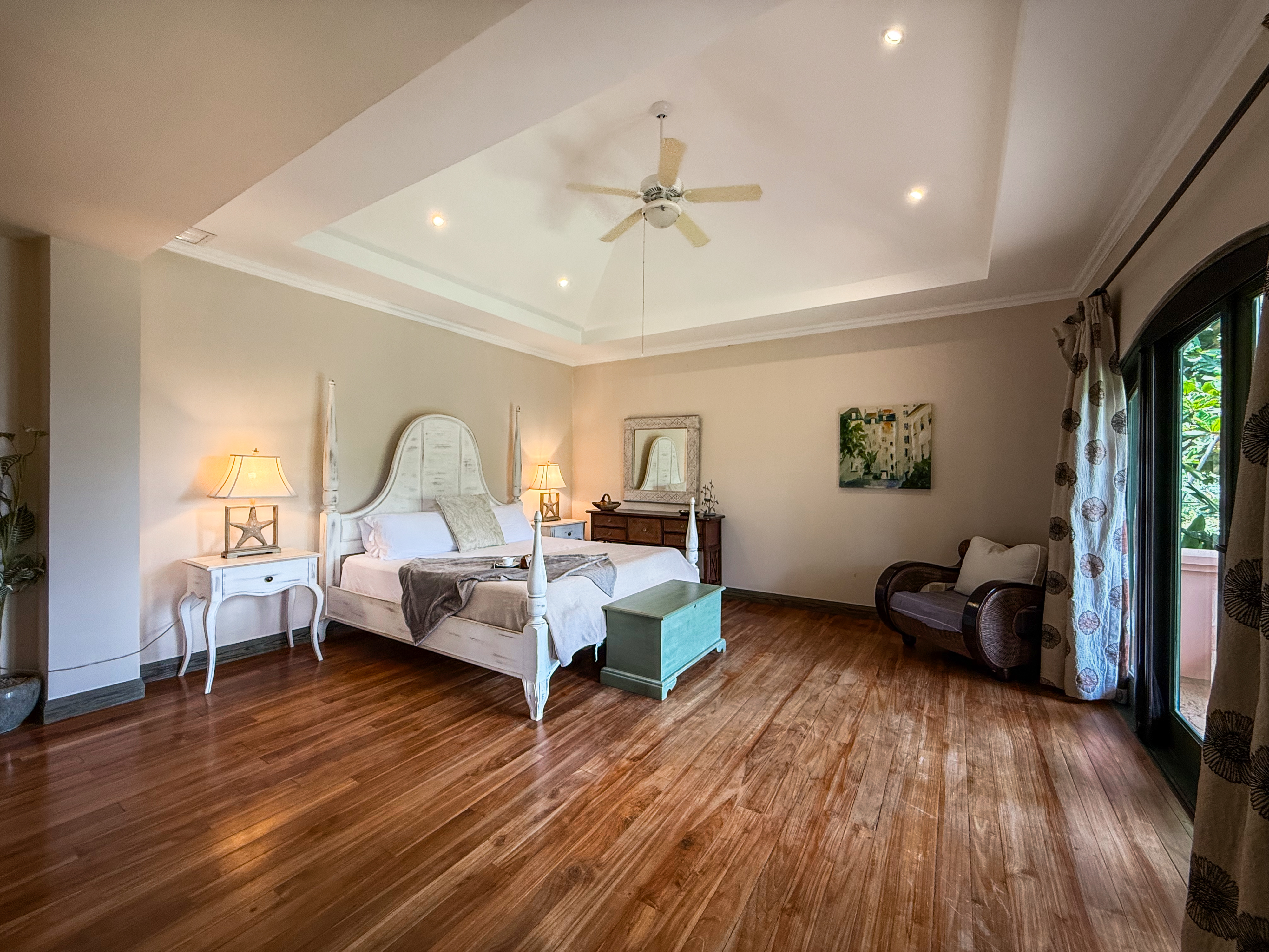 #1: Master Suite Ocean View